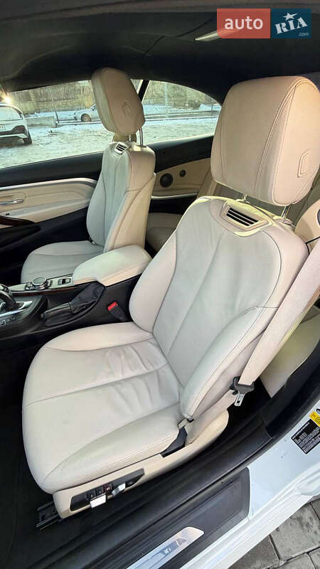 Кабриолет BMW 4 Series 2015 в Ровно
