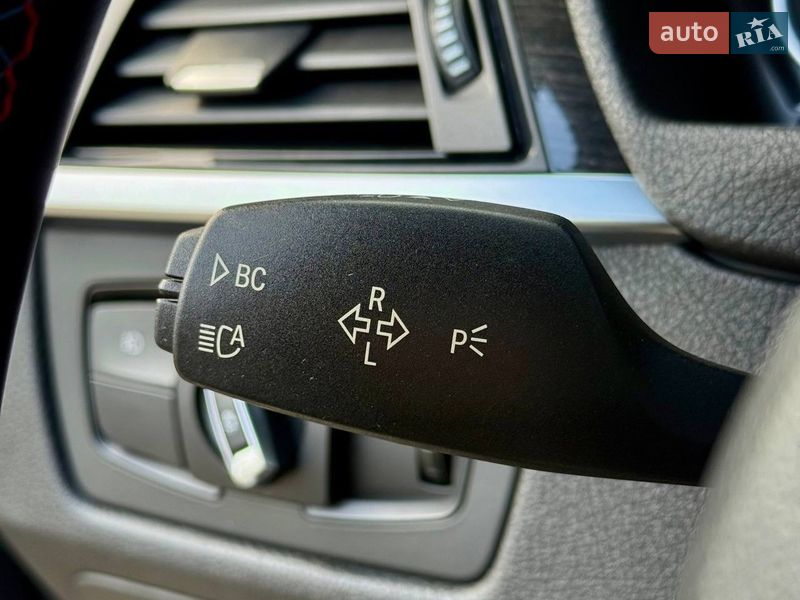 Кабріолет BMW 4 Series 2014 в Києві фото 29 Кабріолет BMW 4 Series 2014 в Києві