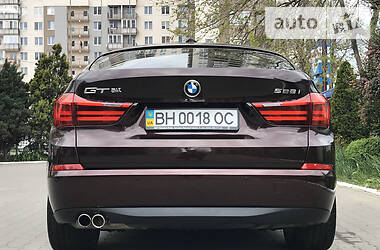 Седан BMW 5 Series GT 2017 в 
