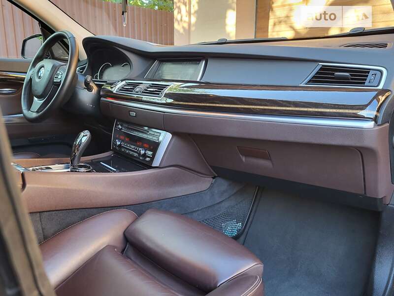 Лифтбек BMW 5 Series GT 2013 в Тячеве