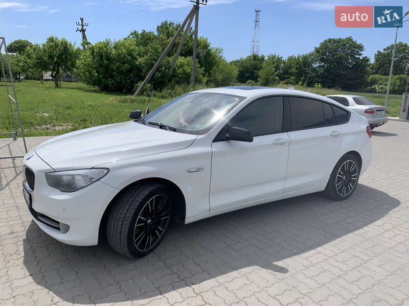 Лифтбек BMW 5 Series GT 2011 в Львове