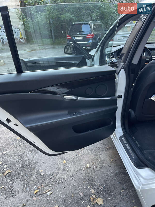 Ліфтбек BMW 5 Series GT 2014 в Києві фото 18 Ліфтбек BMW 5 Series GT 2014 в Києві