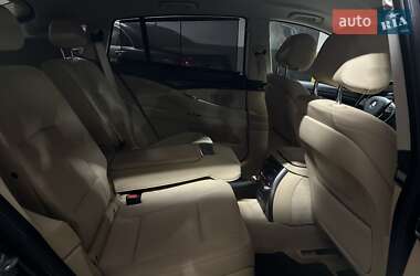 Лифтбек BMW 5 Series GT 2017 в 