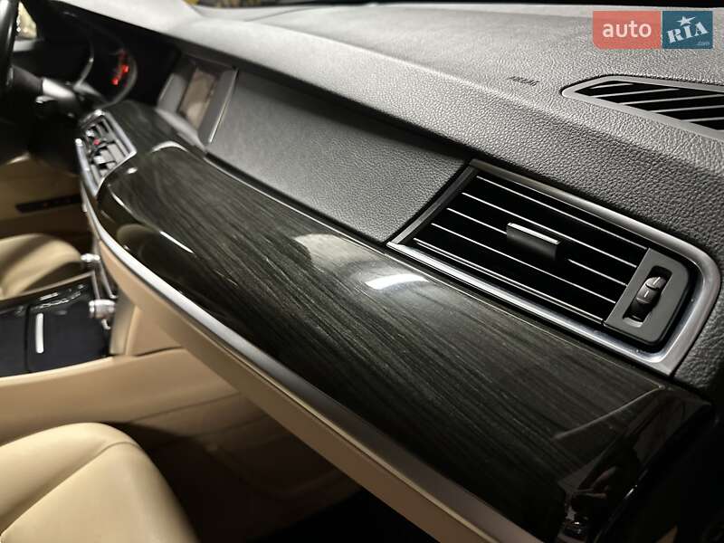 Лифтбек BMW 5 Series GT 2017 в Киеве