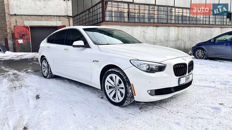 BMW 5 Series GT 2011