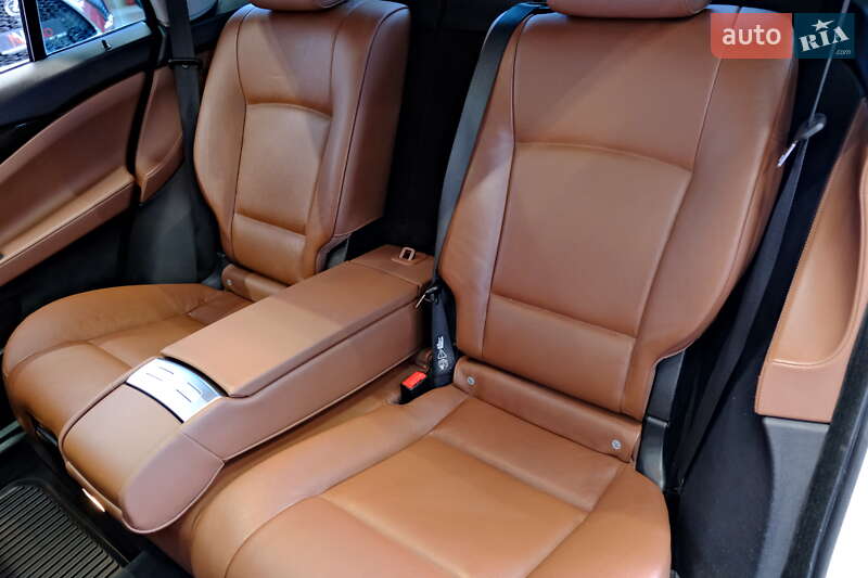 Лифтбек BMW 5 Series GT 2012 в Одессе