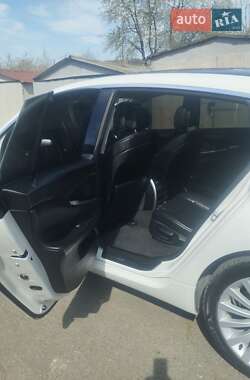 Лифтбек BMW 5 Series GT 2013 в 