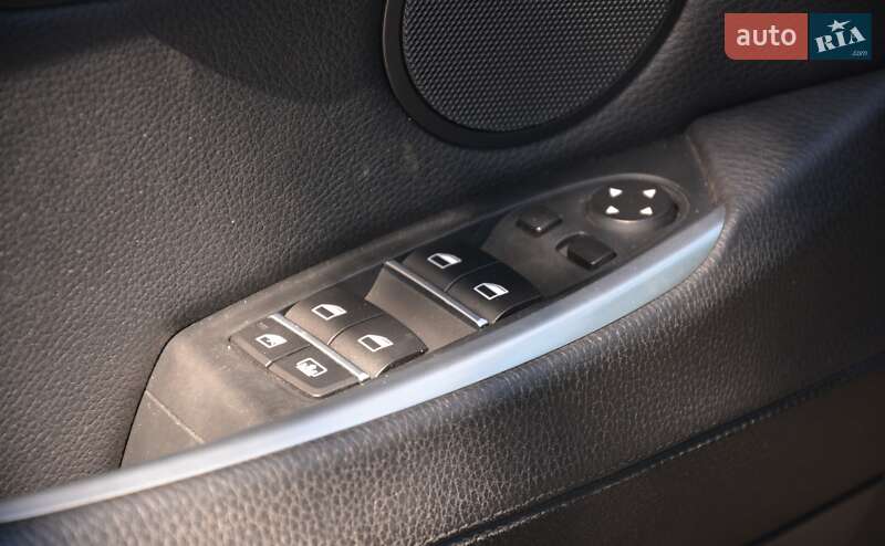 Лифтбек BMW 5 Series GT 2017 в Киеве