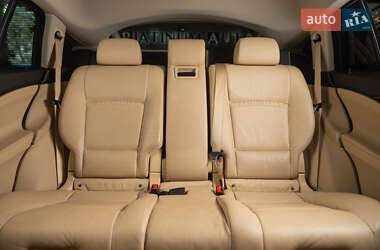 Лифтбек BMW 5 Series GT 2014 в 