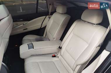 Ліфтбек BMW 5 Series GT 2012 в 