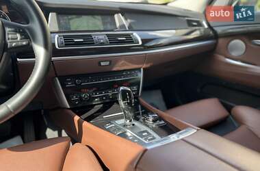 Лифтбек BMW 5 Series GT 2012 в 