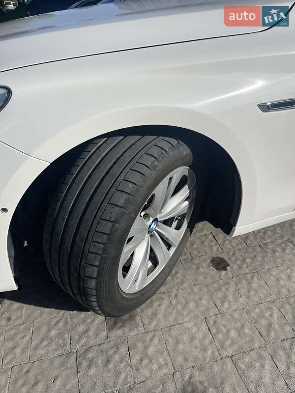 Ліфтбек BMW 5 Series GT 2014 в Новояворівську фото 12 Ліфтбек BMW 5 Series GT 2014 в Новояворівську