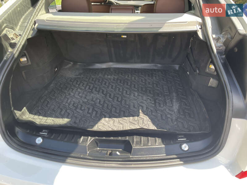 Седан BMW 5 Series GT 2013 в Тернополе