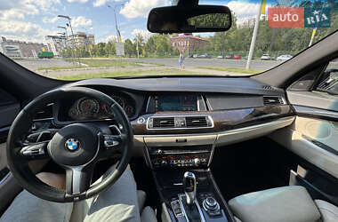 Лифтбек BMW 5 Series GT 2011 в 
