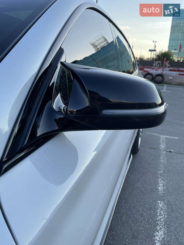 Ліфтбек BMW 5 Series GT 2014 в Києві