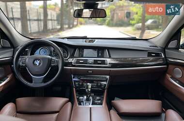 Лифтбек BMW 5 Series GT 2012 в 