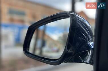 Лифтбек BMW 5 Series GT 2012 в 
