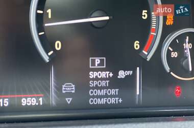 Лифтбек BMW 5 Series GT 2012 в 
