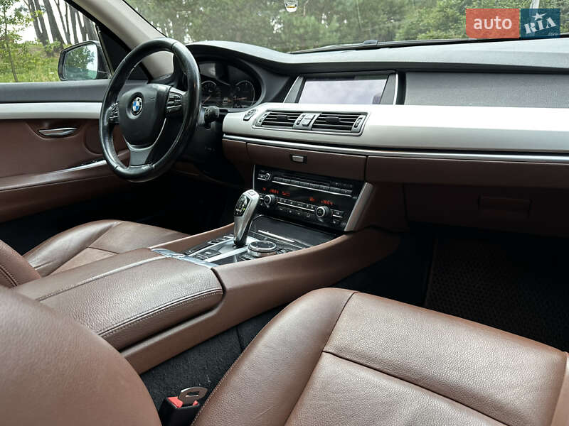 Лифтбек BMW 5 Series GT 2013 в Львове