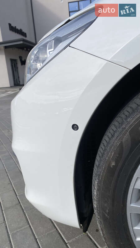 Лифтбек BMW 5 Series GT 2014 в Ровно фото 7 Лифтбек BMW 5 Series GT 2014 в Ровно