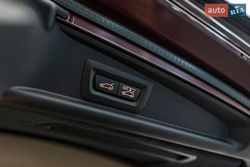 Лифтбек BMW 5 Series GT 2017 в Киеве фото 8 Лифтбек BMW 5 Series GT 2017 в Киеве