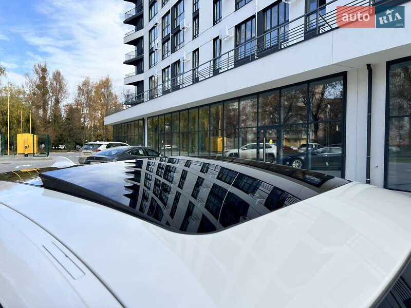 Лифтбек BMW 5 Series GT 2015 в Ровно