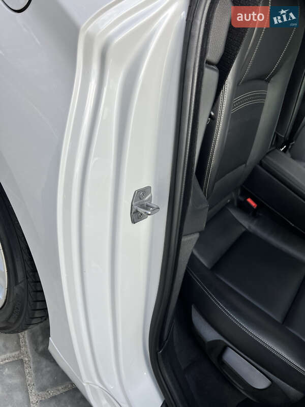 Лифтбек BMW 5 Series GT 2015 в Ровно