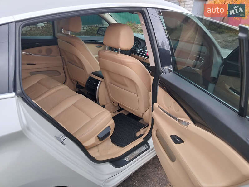 Лифтбек BMW 5 Series GT 2013 в Кропивницком фото 8 Лифтбек BMW 5 Series GT 2013 в Кропивницком