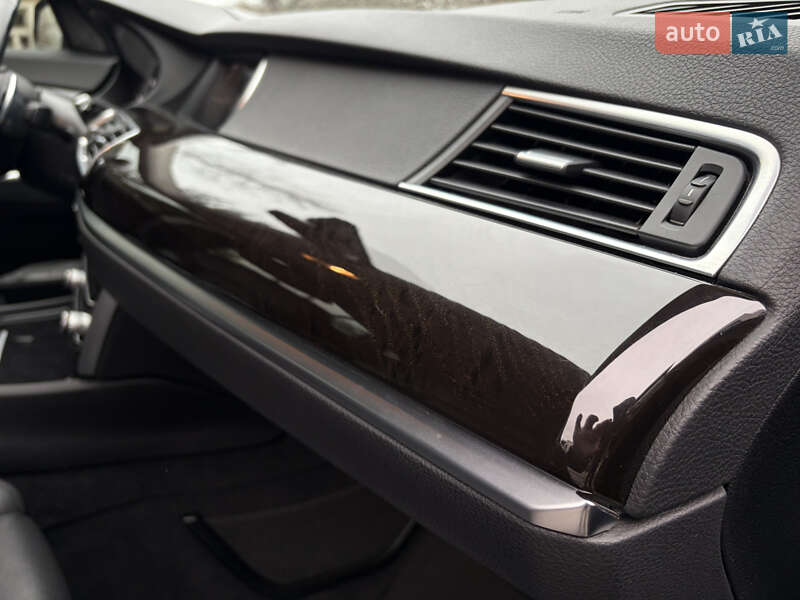 Лифтбек BMW 5 Series GT 2016 в Мукачево