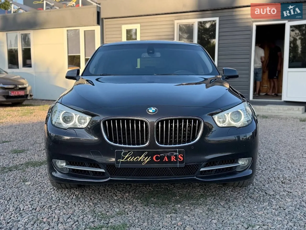 2011 BMW 5er - мініатюра 2