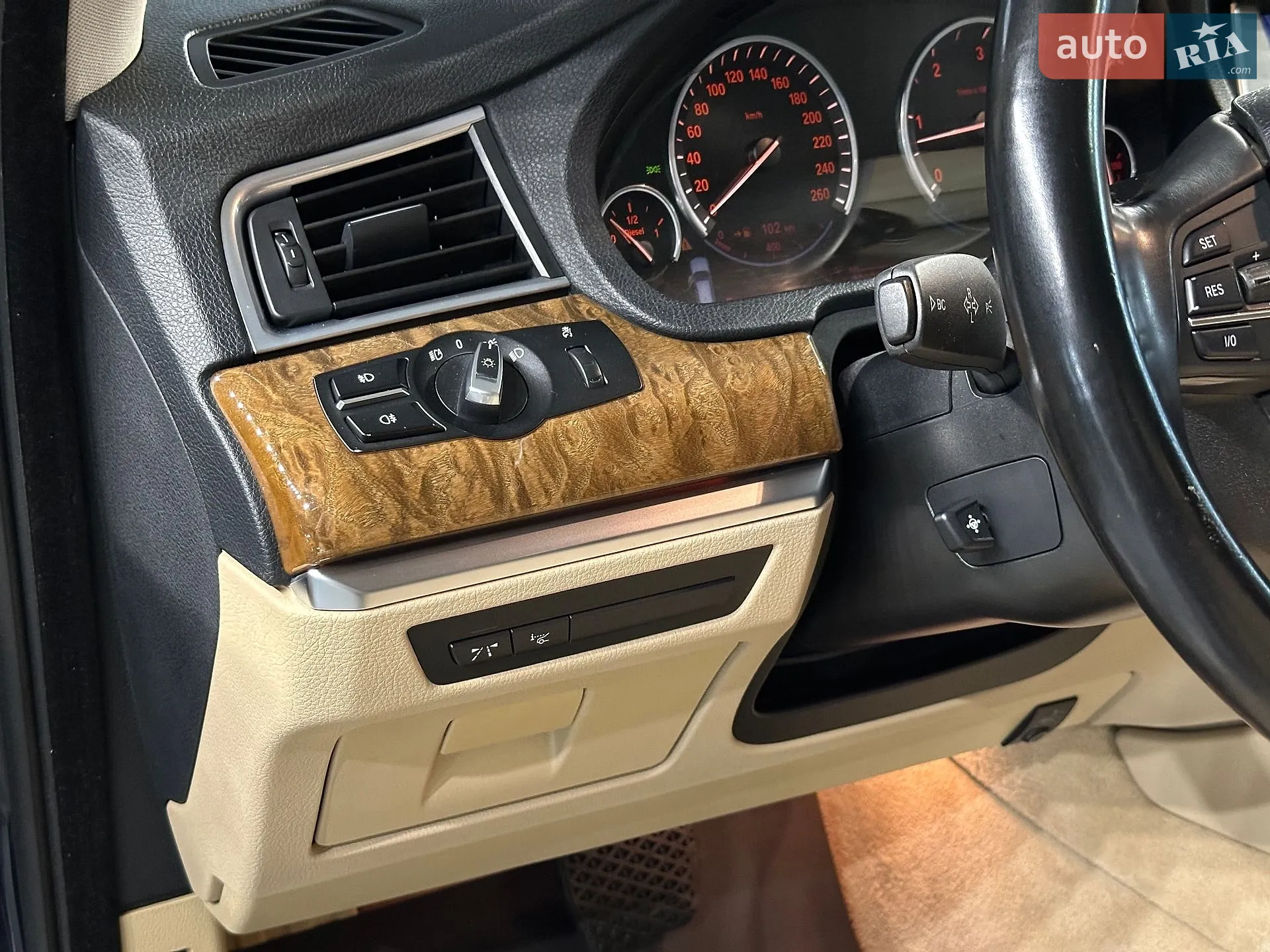 2010 BMW 5er - мініатюра 19