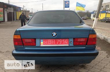 Седан BMW 5 Series 1995 в Днепре