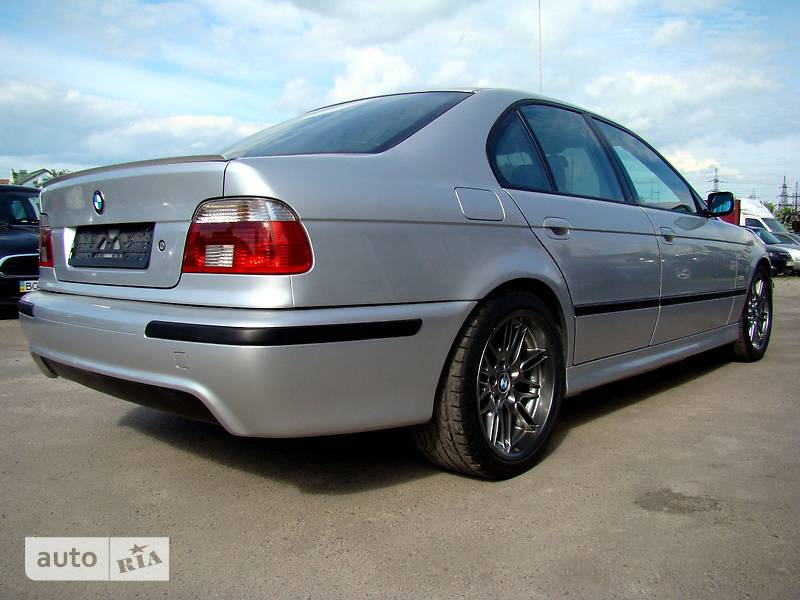 Седан BMW 5 Series 2000 в Львове