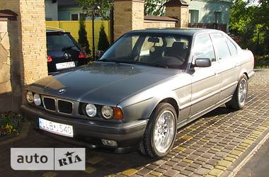 Седан BMW 5 Series 1993 в Ковеле