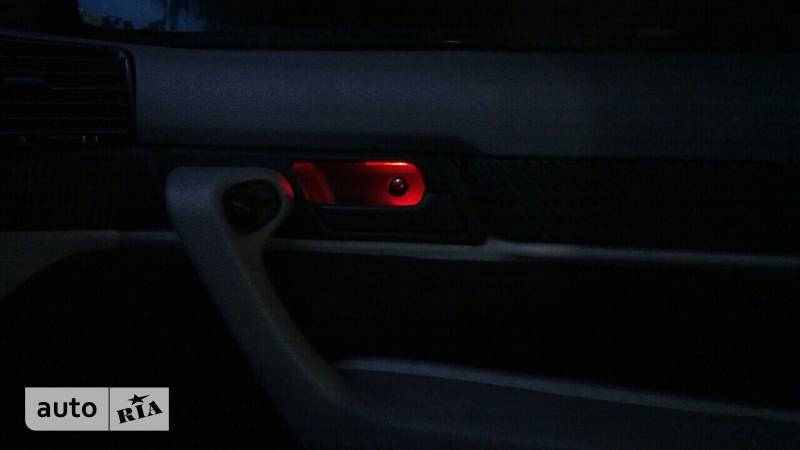 Седан BMW 5 Series 1993 в Киеве
