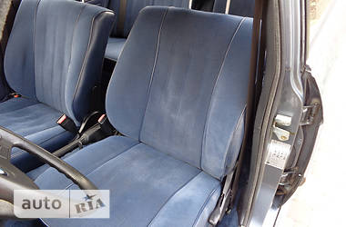 Седан BMW 5 Series 1984 в 