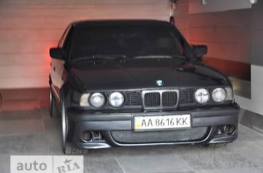 Седан BMW 5 Series 1990 в 