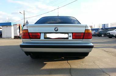 Седан BMW 5 Series 1990 в Киеве