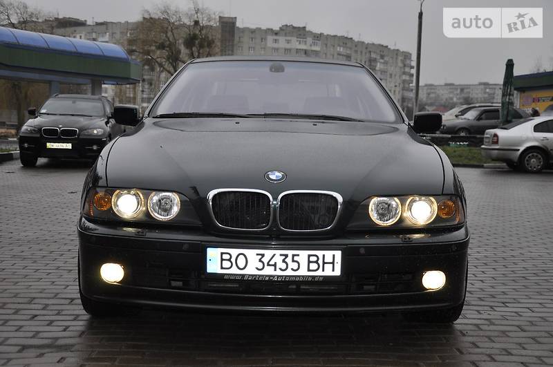 Седан BMW 5 Series 2002 в Ровно