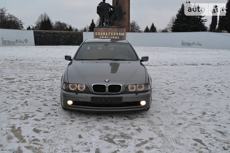 Седан BMW 5 Series 2003 в Ровно