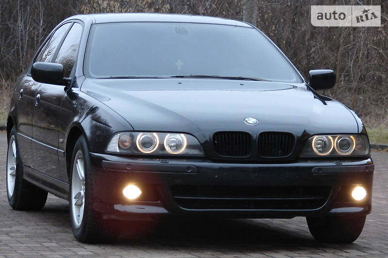 Седан BMW 5 Series 2002 в Рівному