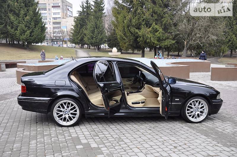 Седан BMW 5 Series 2003 в Ровно