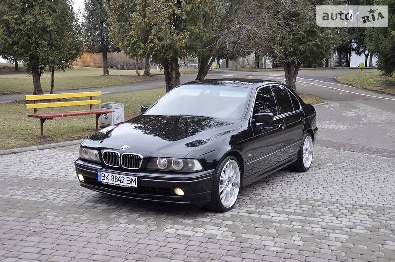 Седан BMW 5 Series 2003 в Ровно
