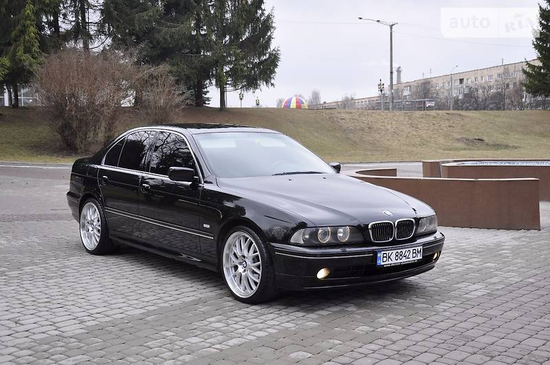 Седан BMW 5 Series 2003 в Ровно