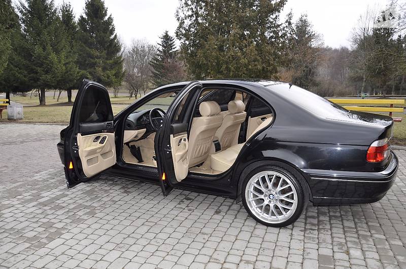 Седан BMW 5 Series 2003 в Ровно