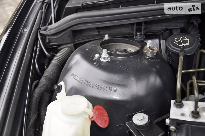 Седан BMW 5 Series 2003 в Ровно