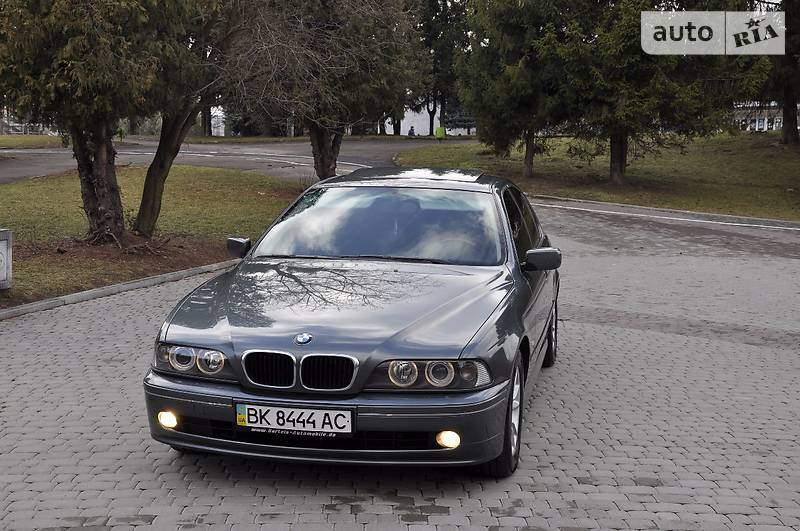 Седан BMW 5 Series 2003 в Ровно