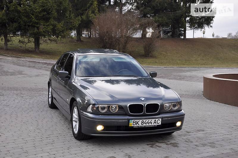 Седан BMW 5 Series 2003 в Ровно