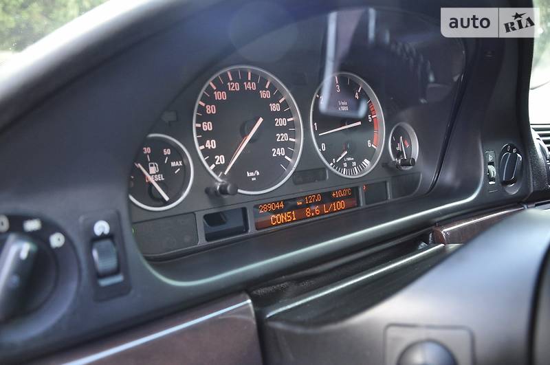 Седан BMW 5 Series 2003 в Ровно