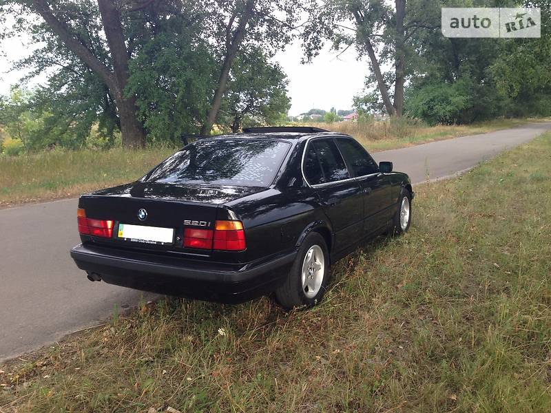 Седан BMW 5 Series 1995 в Киеве